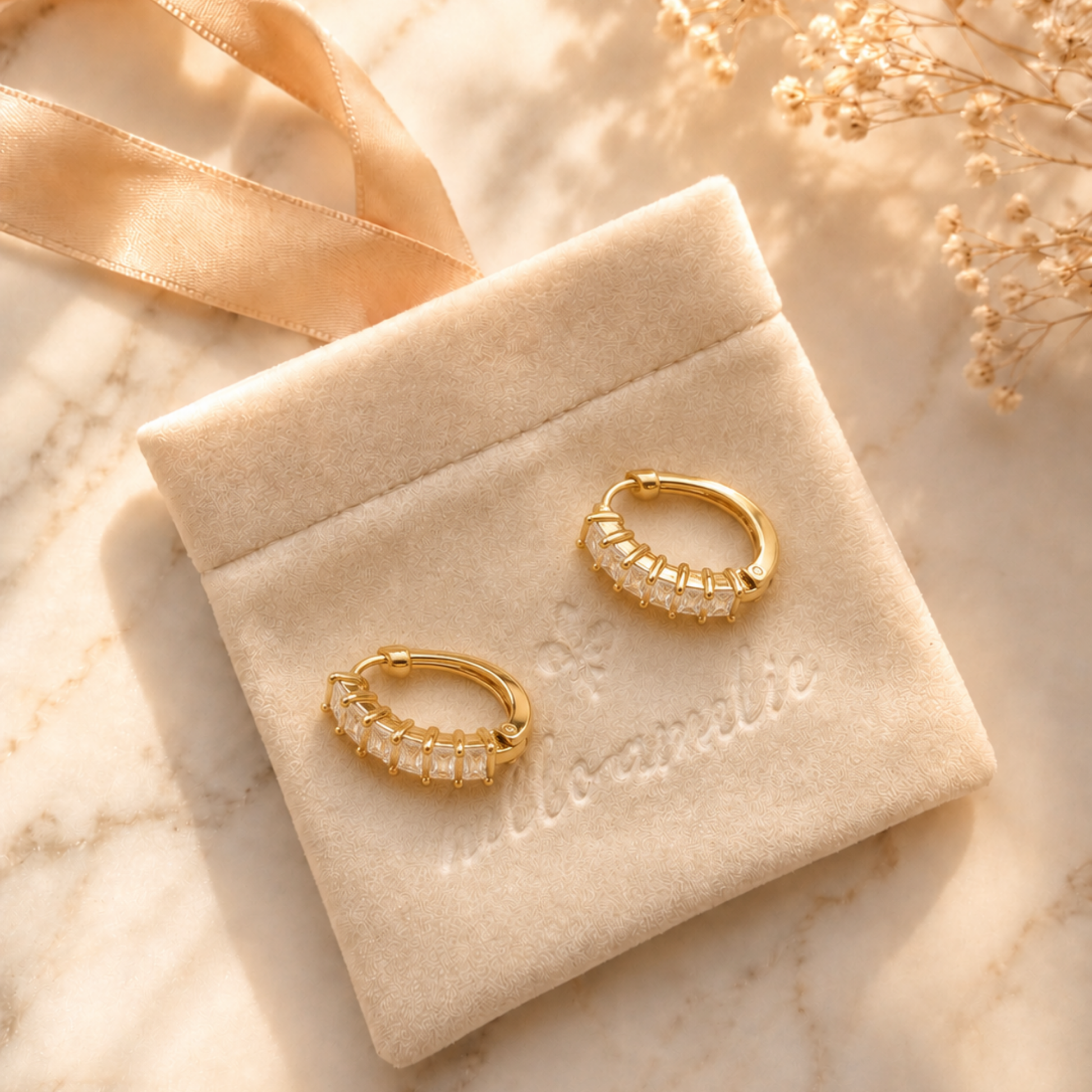 Félicité Diamond Huggie Earrings
