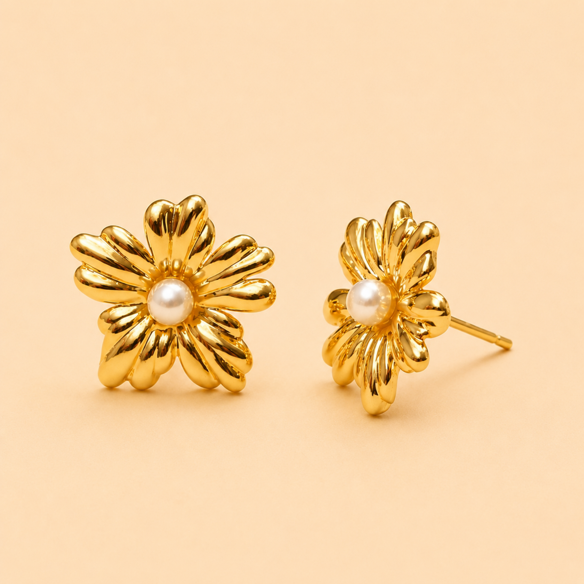 Florabelle Pearl Stud Earrings