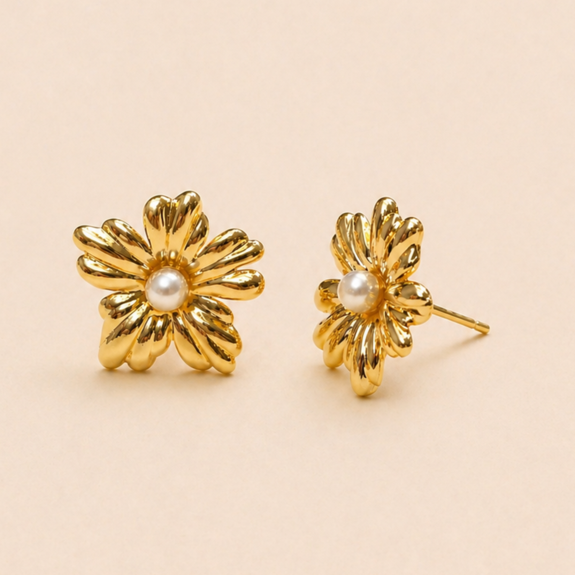 Florabelle Pearl Stud Earrings
