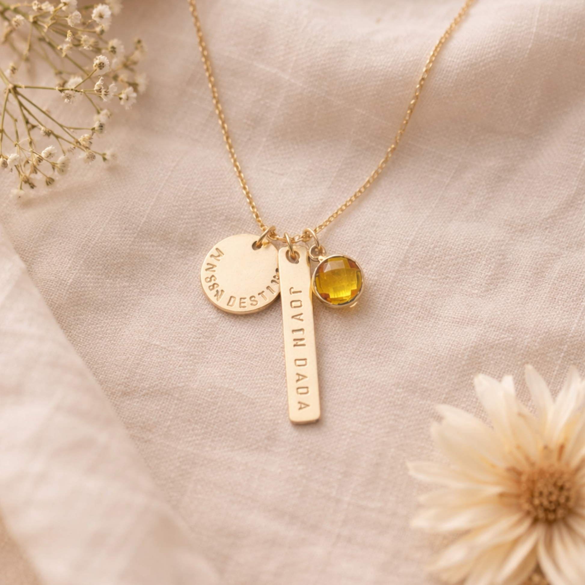 Bien Charm Necklace