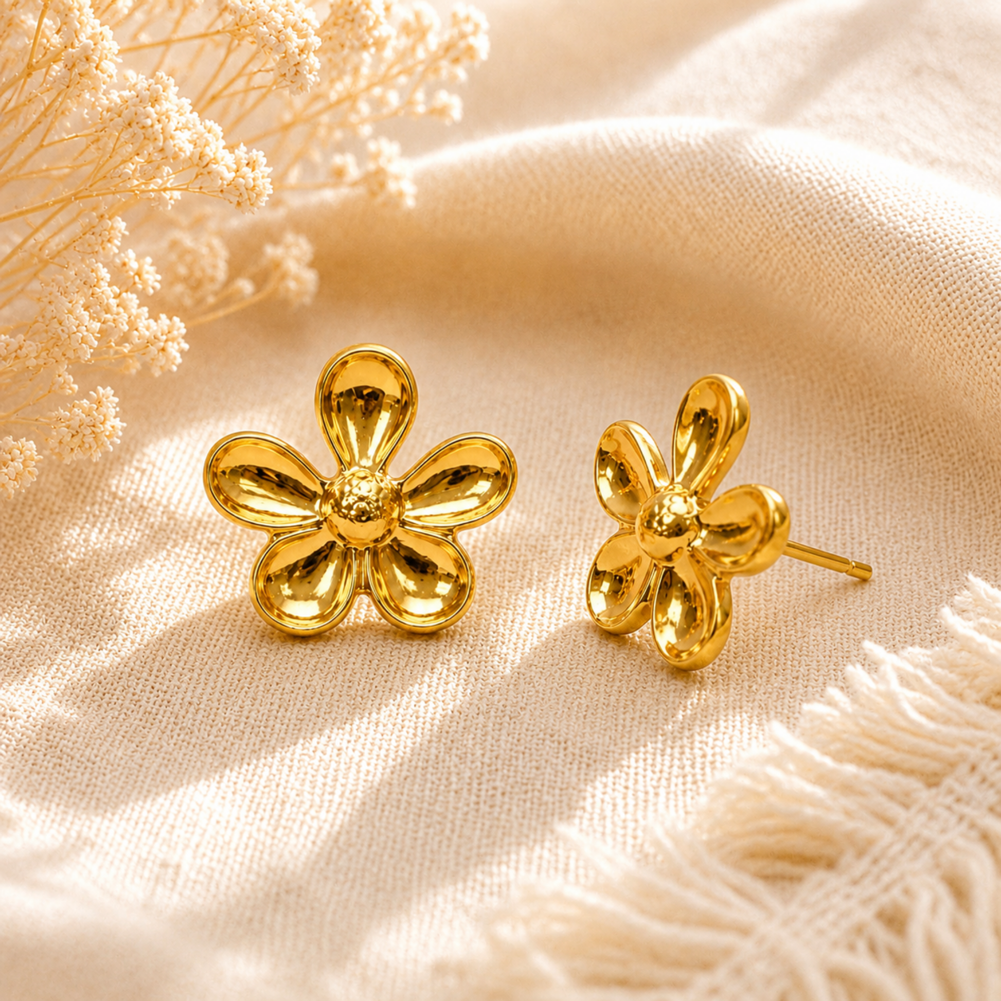 Flore Stud Earrings