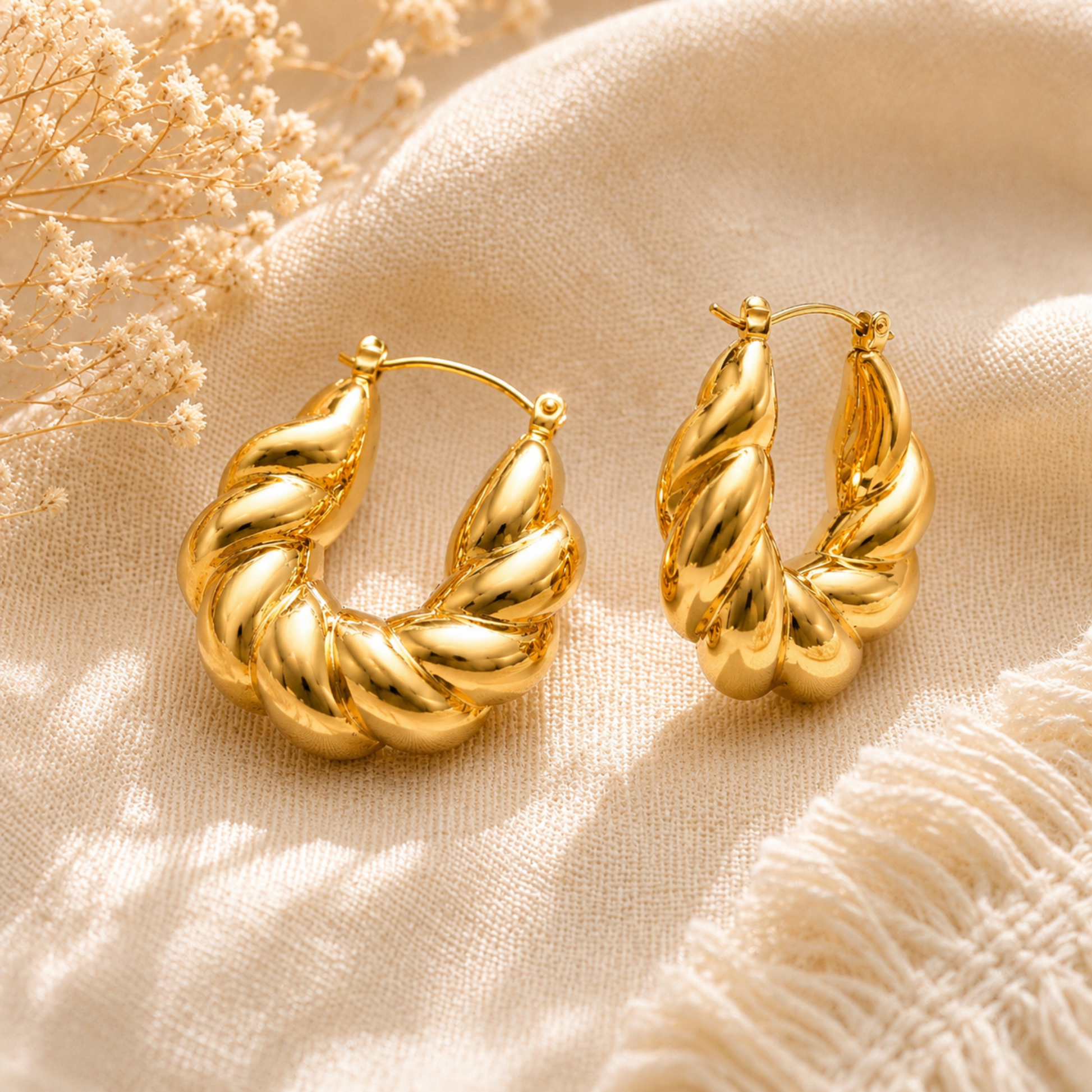 Tatiane Hoop Earrings