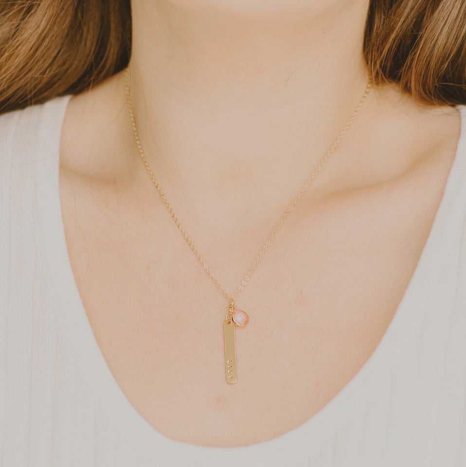 Vertical Gold Bar Necklace 2.0