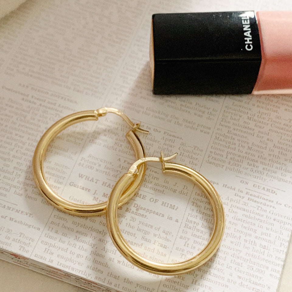 Delphine Chunky Gold Hoop Earrings