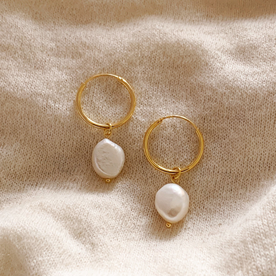 Vivienne Pearl Hoops